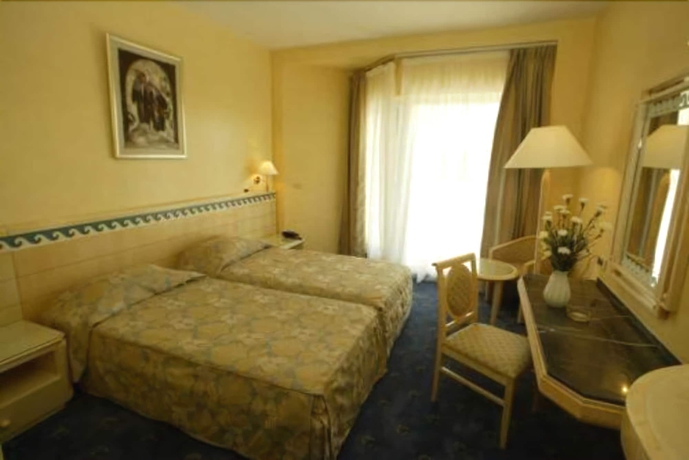 Imagen de la habitación del Hotel Nahrawess Resort & Thalasso. Foto 8