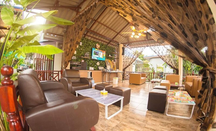 Imagen de los interiores del Hotel Nai C Resort. Foto 16