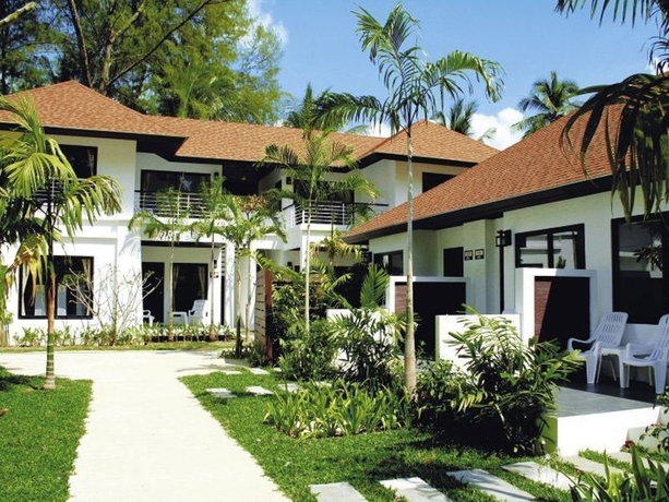 Imagen general del Hotel Nai Yang Beach Resort and Spa - Sha Extra Plus. Foto 5