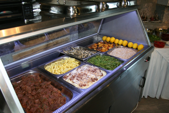 Imagen del bar/restaurante del Hotel Naiades Almiros River. Foto 2