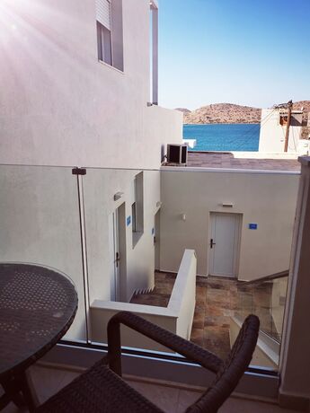 Imagen de la habitación del Hotel Naiades Village Elounda. Foto 14