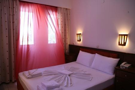 Imagen de la habitación del Hotel Naias Apartments. Foto 2