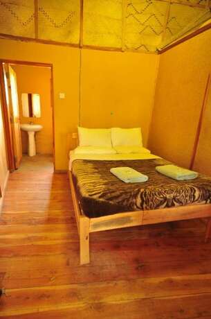 Imagen de la habitación del Hotel Naiberi Resort. Foto 8