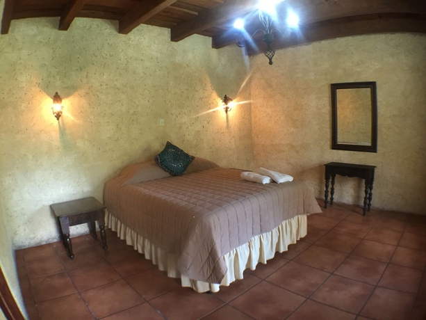 Imagen de la habitación del Hotel Naif Boutique. Foto 6