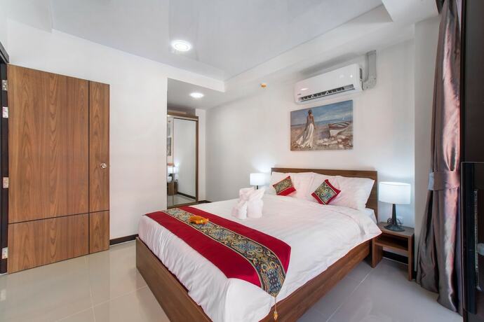 Imagen general del Hotel Naiharn Sea Apartment. Foto 1