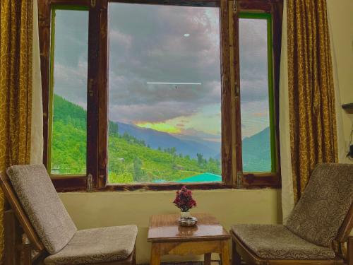 Imagen general del Hotel Naina Spring Resort, Manali - away from city hustle. Foto 15