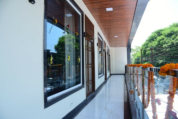 Imagen general del Hotel Naini Hill Inn. Foto 4