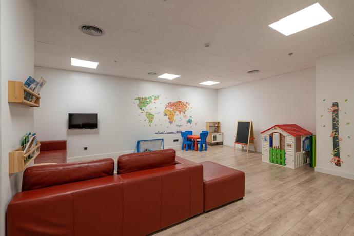 Imagen de los interiores del Hotel Naitly Poblenou. Foto 6