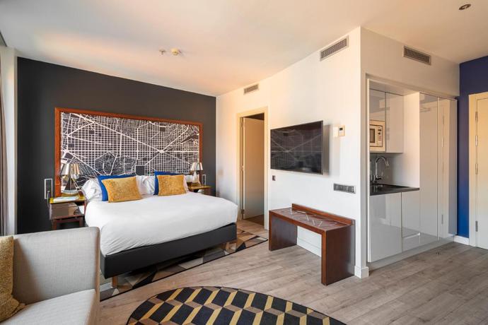 Imagen de la habitación del Hotel Naitly Poblenou. Foto 3