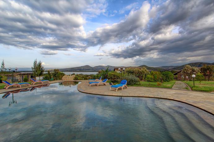 Imagen de la piscina del Hotel Naivasha Kongoni Lodge. Foto 18