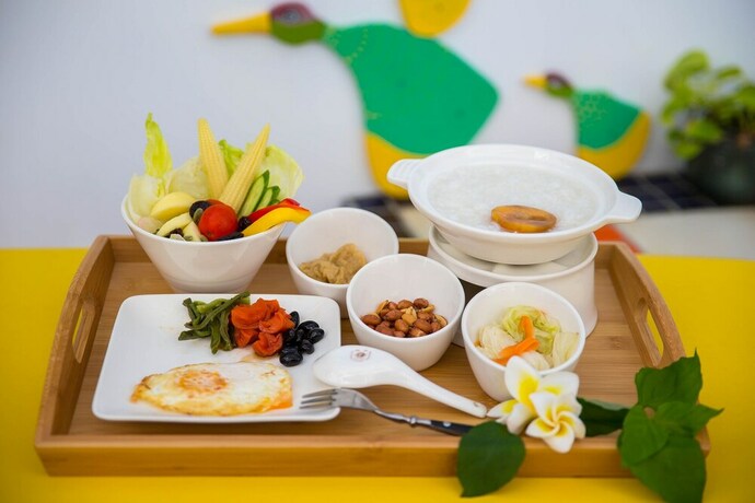 Imagen del bar/restaurante del Hotel Najie. Foto 17