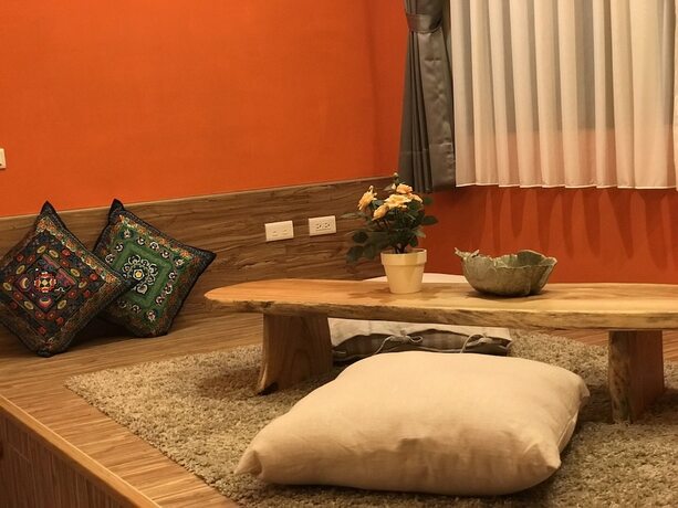 Imagen de la habitación del Hotel Najie. Foto 28