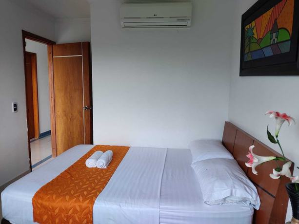 Imagen de la habitación del Hotel Najjez. Foto 13