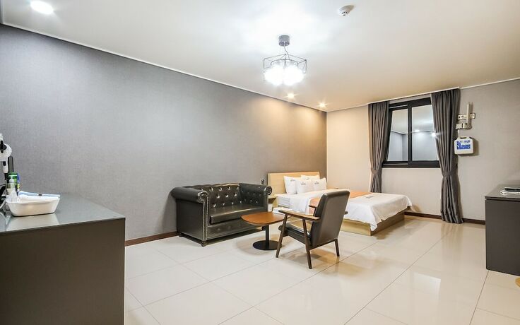 Imagen general del Hotel Naju Breeze Self Check-in Motel. Foto 13