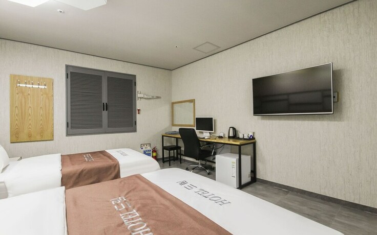 Imagen de la habitación del Hotel Naju Dream Hotel. Foto 28