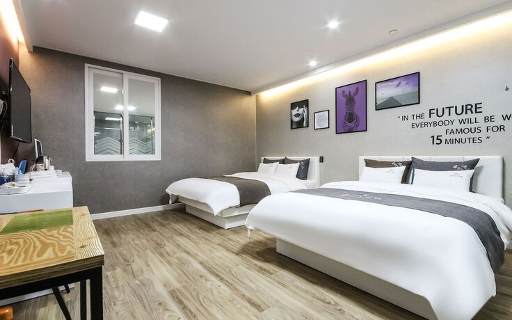 Imagen de la habitación del Hotel Naju Forest Self Check-in Motel. Foto 19