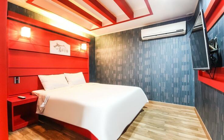 Imagen de la habitación del Hotel Naju Gung Self Check-in Motel. Foto 11