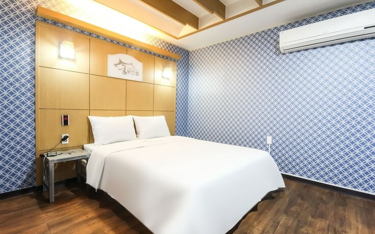 Imagen de la habitación del Hotel Naju Gung Self Check-in Motel. Foto 17