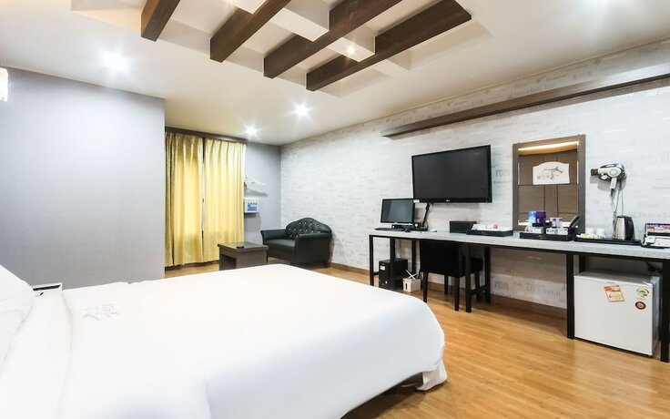 Imagen de la habitación del Hotel Naju Gung Self Check-in Motel. Foto 18