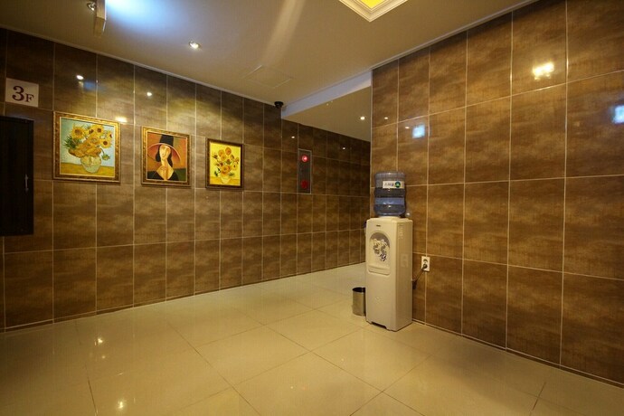 Imagen general del Hotel Naju M. Foto 13