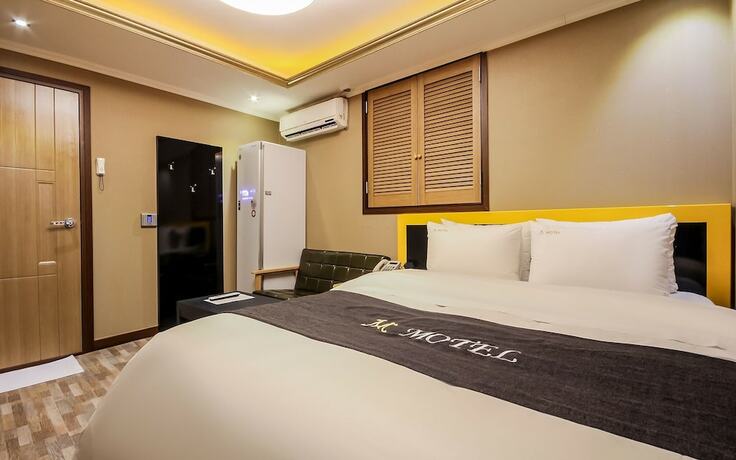 Imagen de la habitación del Hotel Naju M. Foto 19