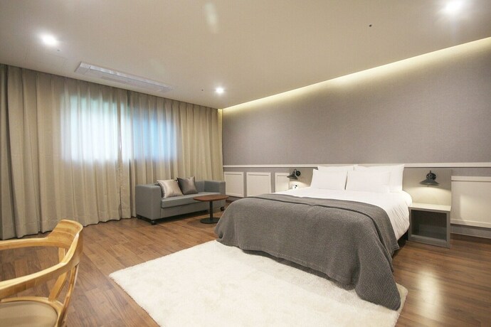 Imagen de la habitación del Hotel Naju Maruo Hotel. Foto 16