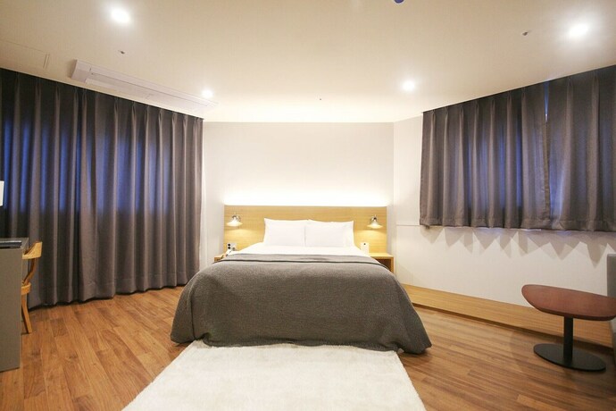 Imagen de la habitación del Hotel Naju Maruo Hotel. Foto 17