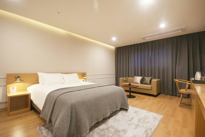 Imagen de los interiores del Hotel Naju Maruo Hotel. Foto 40