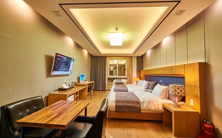 Imagen de la habitación del Hotel Naju Welcome Business. Foto 2