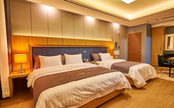 Imagen de la habitación del Hotel Naju Welcome Business. Foto 3