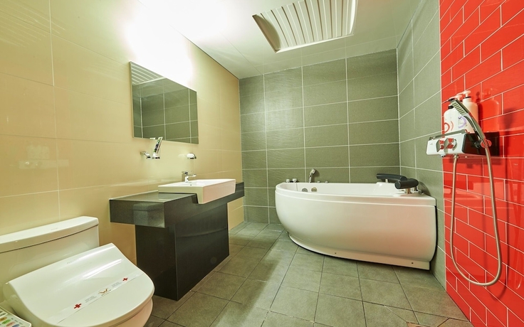 Imagen de la habitación del Hotel Naju Welcome Business. Foto 8