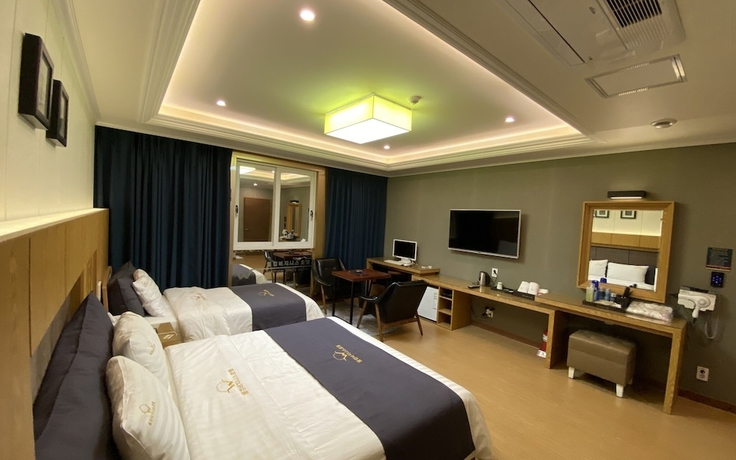 Imagen de la habitación del Hotel Naju Welcome Business. Foto 18