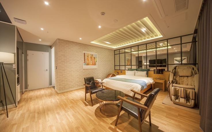 Imagen de la habitación del Hotel Naju Western. Foto 2