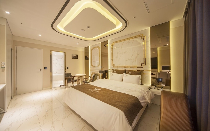 Imagen de la habitación del Hotel Naju Western. Foto 6