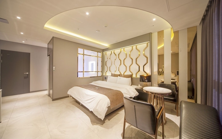Imagen de la habitación del Hotel Naju Western. Foto 10