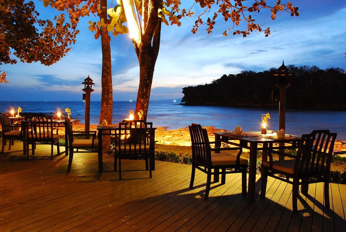Imagen del bar/restaurante del Hotel Nakamanda Resort and Spa. Foto 2