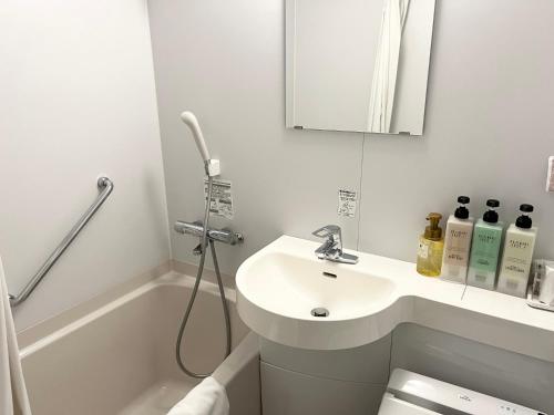 Imagen de la habitación del Hotel Nakamura Daiichi. Foto 18