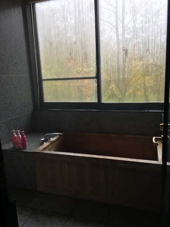 Imagen de la habitación del Hotel Nakaokogen Kazaguruma. Foto 8