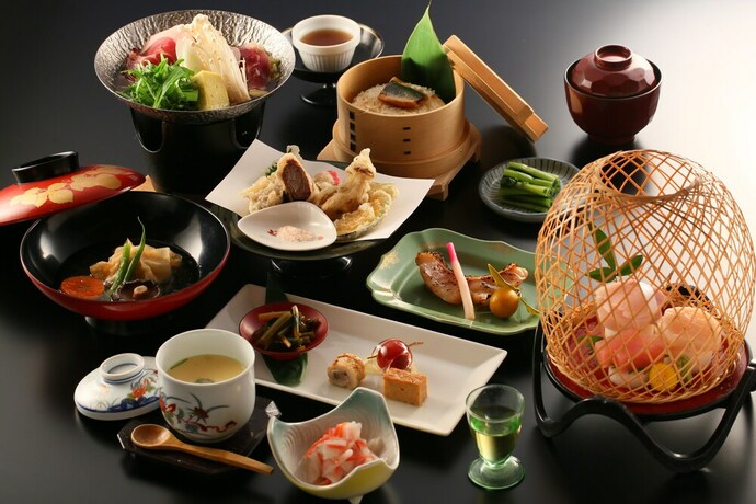 Imagen del bar/restaurante del Hotel Nakaoyama Onsen Shosenkaku. Foto 19