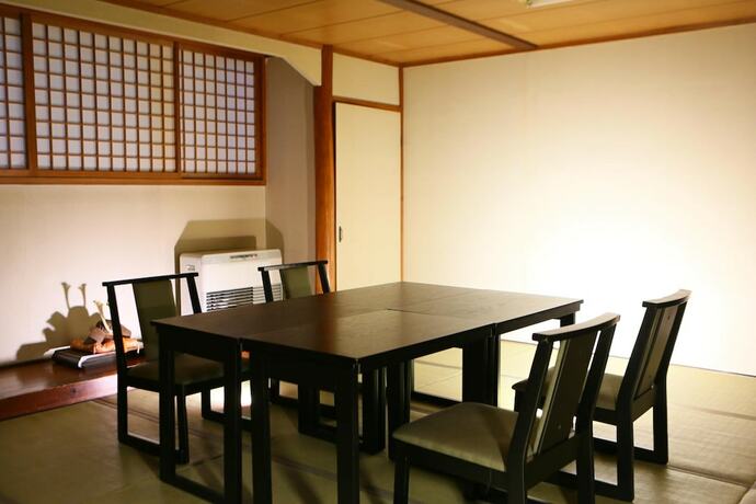 Imagen general del Hotel Nakaoyama Onsen Shosenkaku. Foto 12