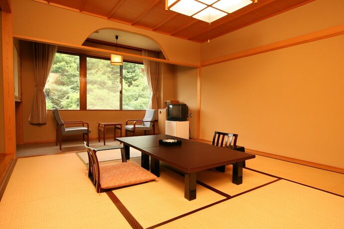 Imagen de la habitación del Hotel Nakaoyama Onsen Shosenkaku. Foto 27