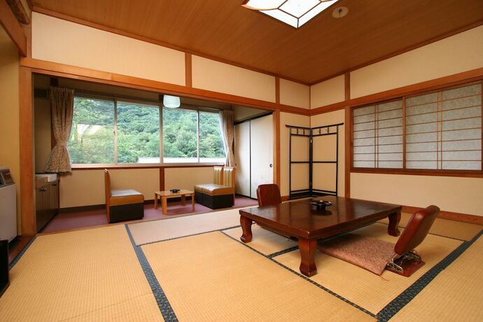 Imagen de la habitación del Hotel Nakaoyama Onsen Shosenkaku. Foto 31