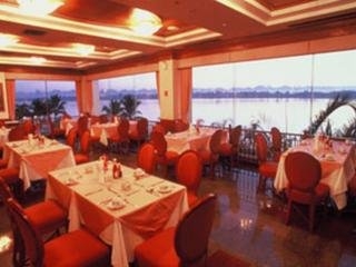 Imagen del bar/restaurante del Hotel Nakhonphanom River View. Foto 5