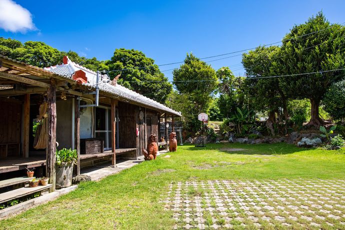 Imagen de los interiores del Hotel Nakijin Kominkanoyado Tsubameya. Foto 10