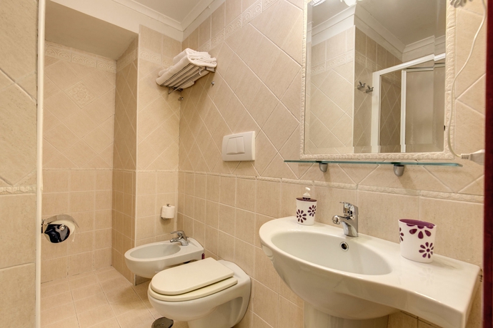 Imagen de la habitación del Hotel Nakissa Inn. Foto 8