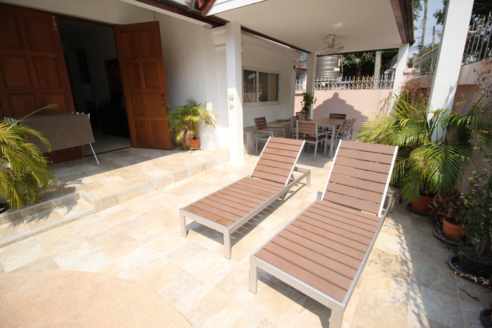 Imagen de los exteriores del Hotel Naklua Pool Villa By Psr Asia. Foto 10
