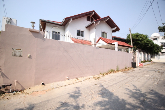 Imagen de los exteriores del Hotel Naklua Pool Villa By Psr Asia. Foto 12