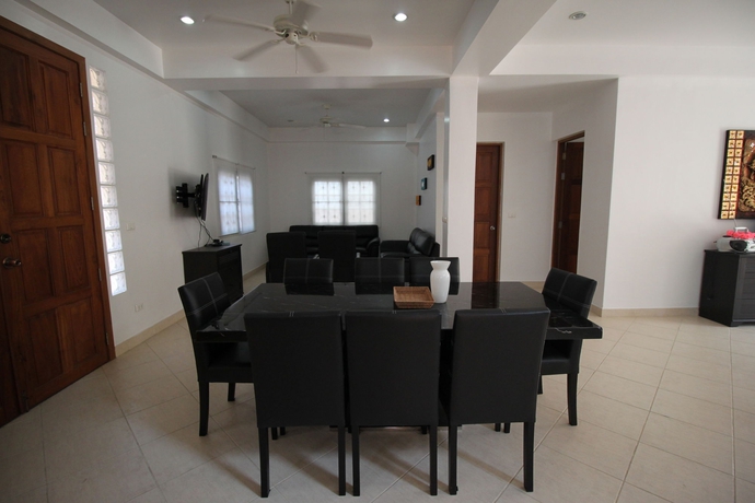 Imagen de la habitación del Hotel Naklua Pool Villa By Psr Asia. Foto 8