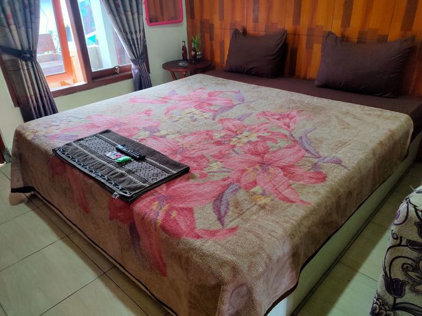 Imagen de la habitación del Hotel Nakula Sadewa 2 Bandungan. Foto 10