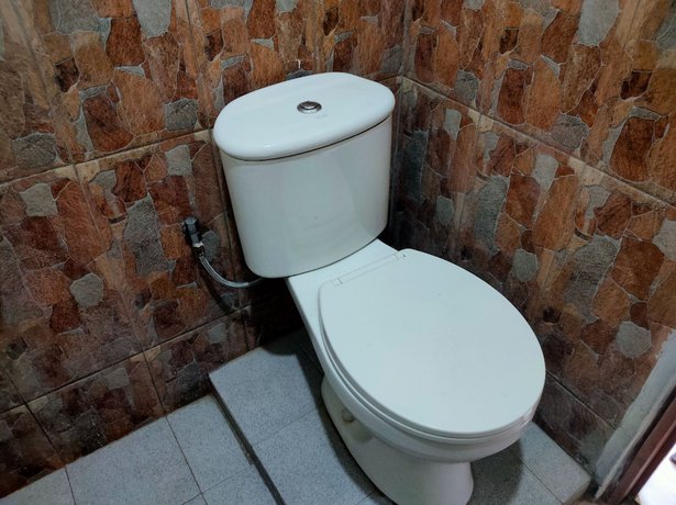 Imagen de la habitación del Hotel Nakula Sadewa 2 Bandungan. Foto 11